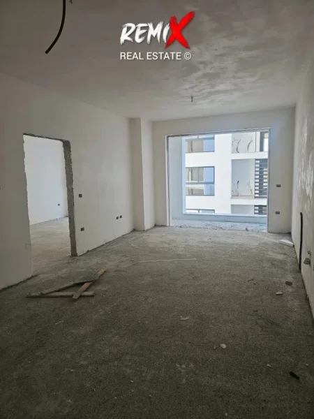 Mali Robit, shitet apartament 1+1+Aneks+Ballkon Kati 4, 56 m² 70.000 € 