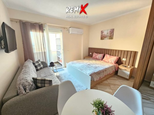 Shkembi Kavajes, shitet garsonier 1+1 Kati 8, 48 m² 60.000 € 
