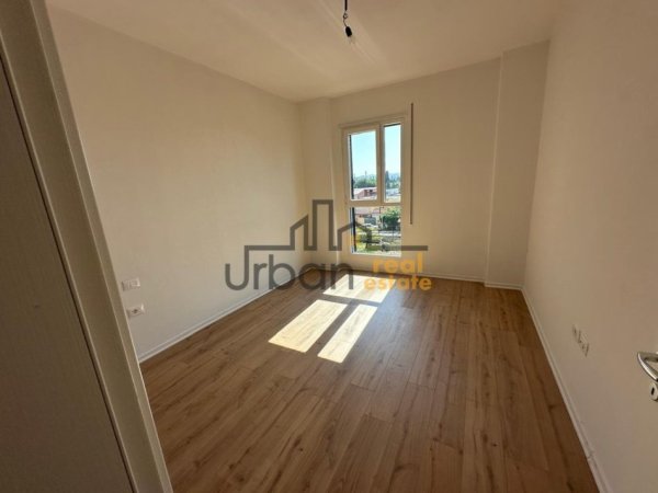 Tirane, jepet me qera zyre Kati 2, 95 m² 650 € (Don Bosko)