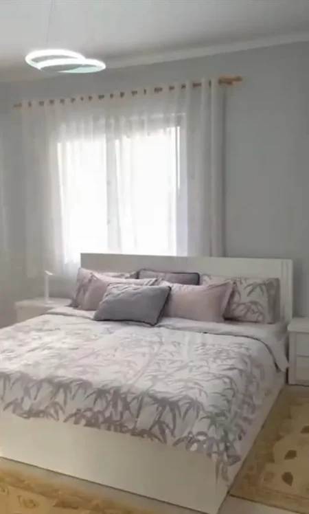 Tirane, jepet me qera apartament 1+1 Kati 2, 70 m² 600 € (shkolla e baletit)