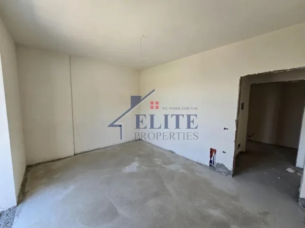 Tirane, shitet apartament 1+1+Ballkon Kati 6, 61 m² (Paskuqan)