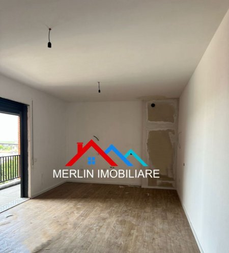 Tirane, shitet apartament 1+1+Ballkon Kati 4, 65 m² 103.000 € (PASKUQAN)