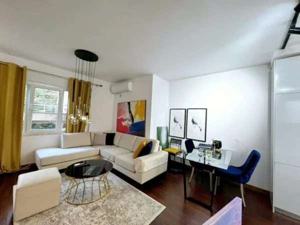 Tirane, shitet apartament 2+1 , 105 m² 219.000 € (Kopshti Botanik)