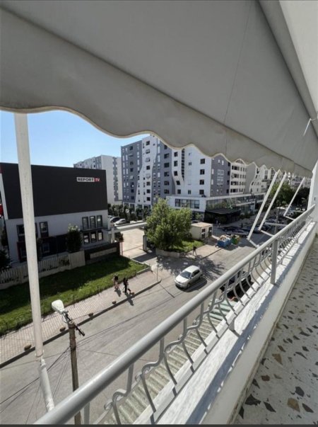 Tirane, shitet apartament 2+1+Ballkon Kati 3, 102 m² 167.001 € 