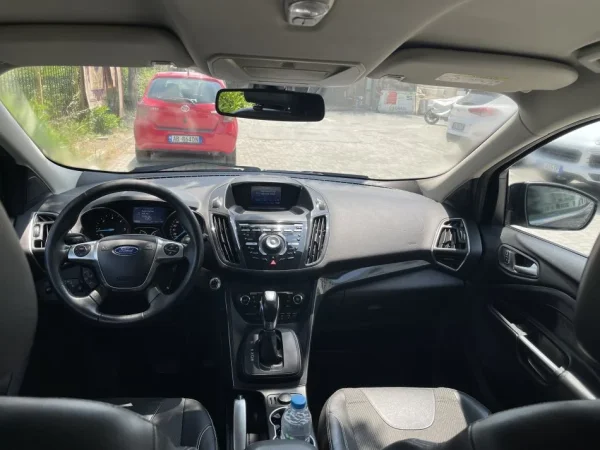 Tirane, shitet SUV | Xhip Ford Nafte, e zeze automatik Klima 196.000 km 8.500 €