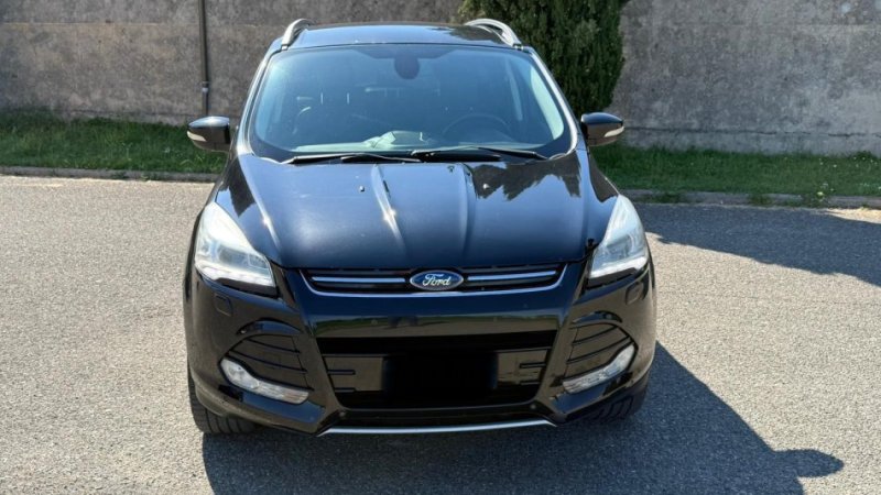 Tirane, shitet SUV | Xhip Ford Nafte, e zeze automatik Klima 196.000 km 8.500 €
