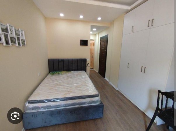 Tirane, jepet me qera garsonier 1+1 Kati 6, 35 m² 320 € (YZBERISHT)