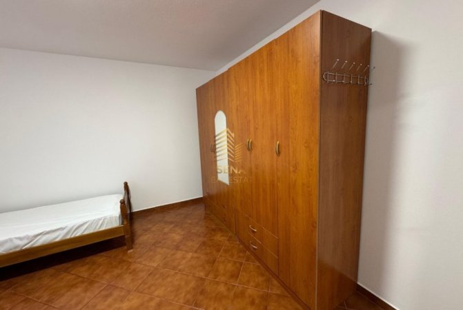 Tirane, jepet me qera apartament 1+1+Ballkon Kati 1, 70 m² 350 € (Rruga Pjetër Budi – pranë Big Market)