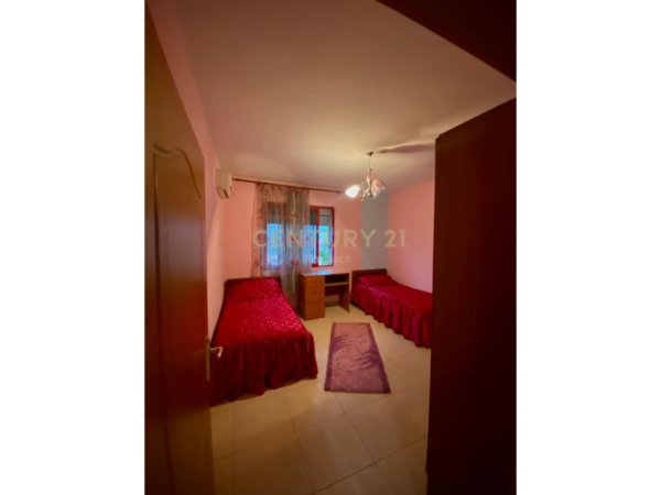 Tirane, shes apartament 2+1 Kati 4, 114 m² 105.000 € (kamez)