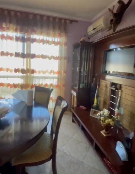 Durres, shitet apartament 2+1+Ballkon Kati 5, 84 m² 140.000 € (Pista Kosova)