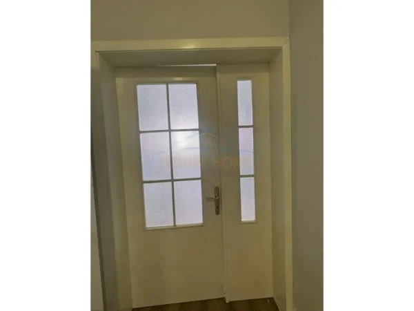 Prane Kazazit, shitet apartament 2+1+Ballkon Kati 6, 150 m² 155.000 € (Durres)