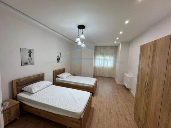 Vollga, shitet apartament 2+1+Ballkon Kati 3, 129 m² 190.000 € (Durres)