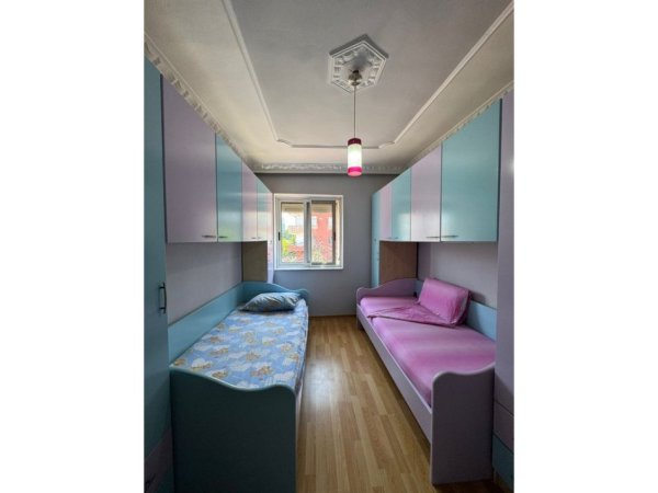 Tirane, jepet me qera apartament 3+1 Kati 3, 84 m² 600 € (Shkolla e Baletit)