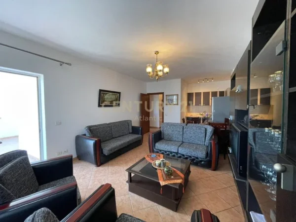 Durres, shitet apartament Kati 5, 150 m² 129.500 € (Ish Rajoni, Durrës!)