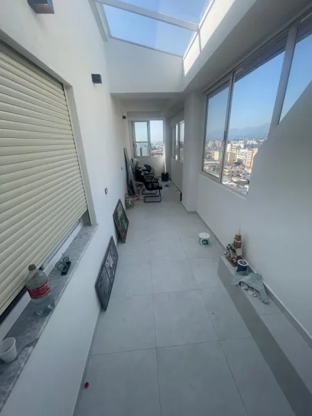 jepet me qera apartament Kati 10, 120 m² 850 €