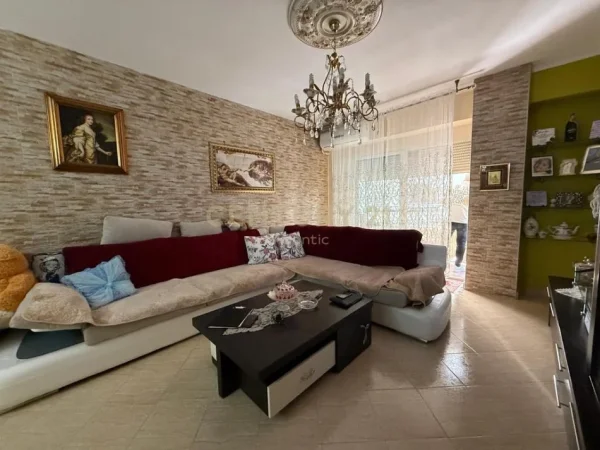 Durres, shitet apartament 1+1 , 96 m² 125.000 € (Shitje në Plazh, Durrës)