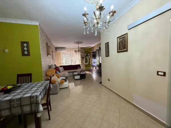 Durres, shitet apartament 1+1 , 96 m² 125.000 € (Shitje në Plazh, Durrës)