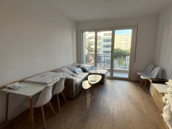 Tirane, jepet me qera apartament 1+1 Kati 5, 70 m² 650 € (don bosko)