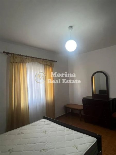 Tirane, jepet me qera apartament 2+1 Kati 4, 75 m² 500 € (Shkolla e Bashkuar)