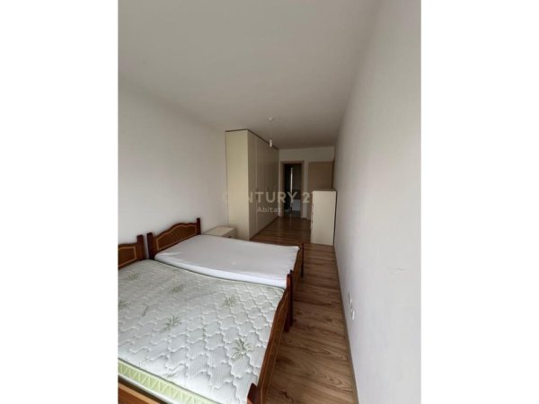 Tirane, jepet me qera apartament 2+1 Kati 3, 84 m² 500 € (Kompleksi Ana)