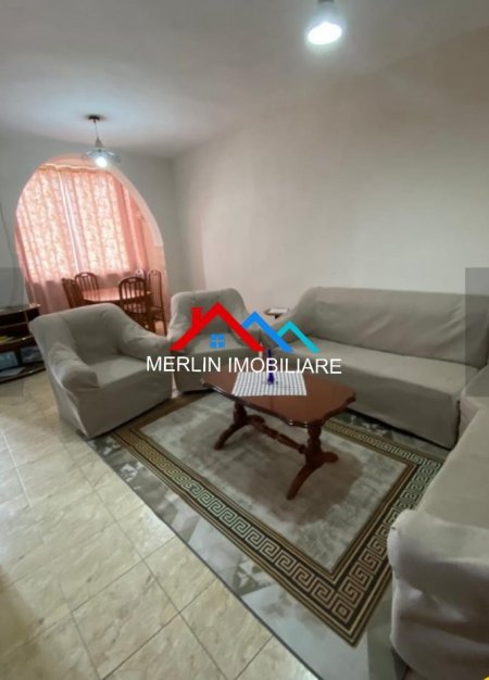 Tirane, jepet me qera apartament 2+1+Ballkon Kati 5, 100 m² 650 € (RRUGA ALI VISHA)