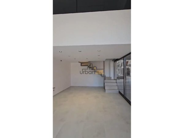 Tirane, jepet me qera dyqan Kati 0, 66 m² 800 € (Perballe Amerikan 3)