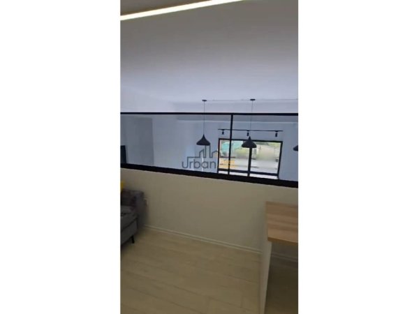 Tirane, jepet me qera dyqan Kati 0, 66 m² 800 € (Perballe Amerikan 3)