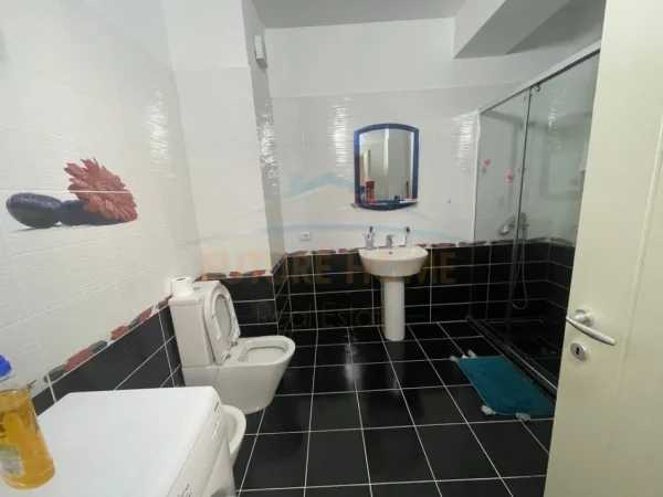 Durres, shitet apartament 2+1 Kati 4, 136 m² 390.000 € (Vollga, Durres)