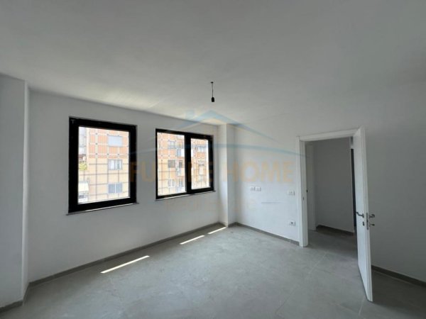 Tirane, shitet apartament 1+1 Kati 7, 68 m² 103.320 € (Unaza e re)