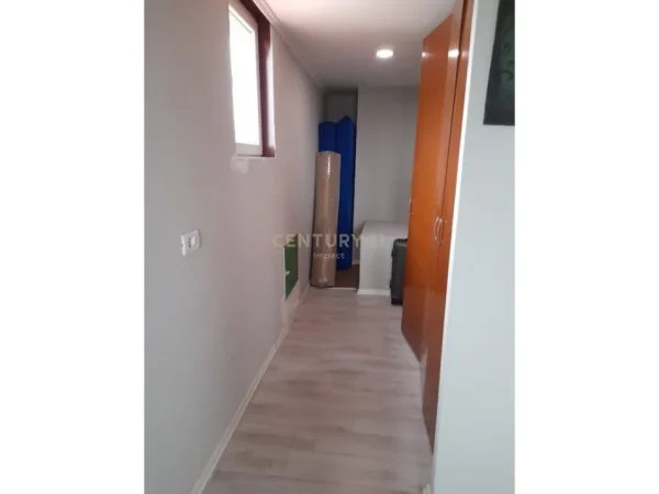 Tirane, shes Vile 5+1 Kati 1, 601 m² 350.000 € (profarma tirane)