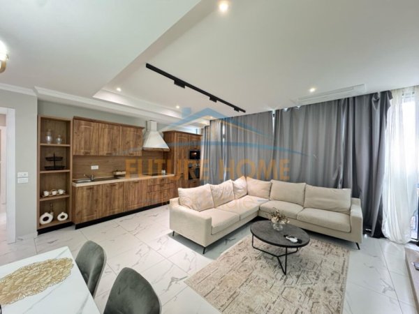 Tirane, shitet apartament 2+1+Ballkon Kati 3, 120 m² 442.000 € (Rruga Kristo Luarasi)