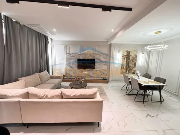 Tirane, shitet apartament 2+1+Ballkon Kati 3, 120 m² 442.000 € (Rruga Kristo Luarasi)