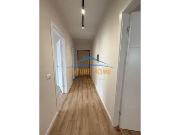 Tirane, shitet apartament 2+1 Kati 3, 100 m² 135.000 € 