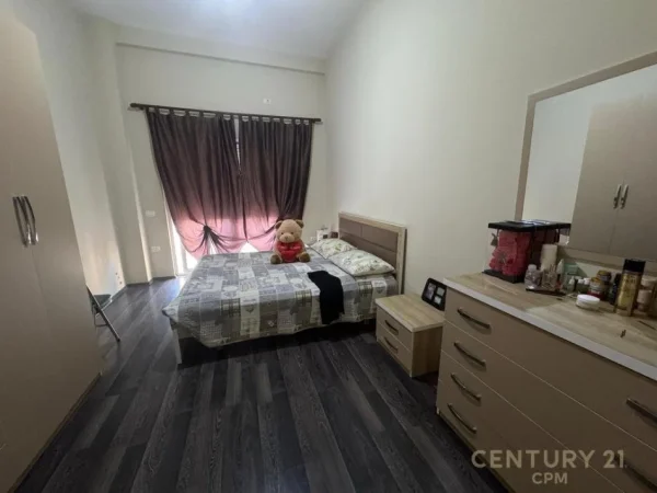 Tirane, shitet apartament 2+1 Kati 1, 116 m² 130.000 € 