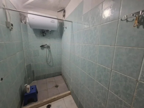 Tirane, shitet apartament 3+1 Kati 3, 81 m² 178.000 € (TIRANA E RE)
