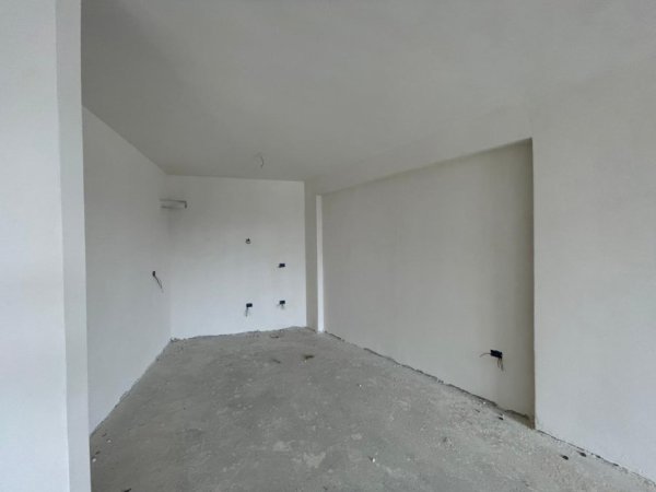 Tirane, shitet apartament 1+1+Ballkon Kati 6, 82 m² 132.000 € (KOMPLEKSI TURDIU)