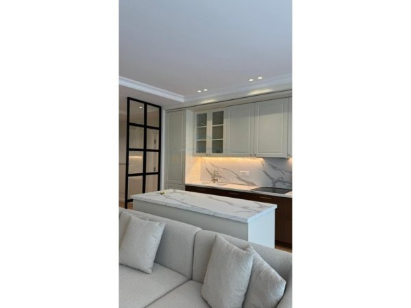 Tirane, jepet me qera apartament 2+1+Ballkon Kati 3, 123 m² 1.800 € 