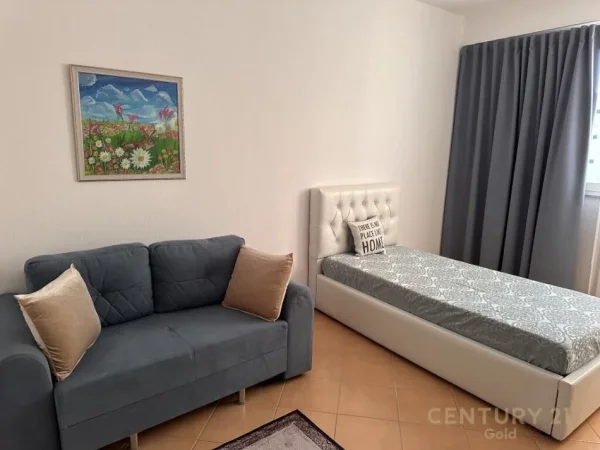 Tirane, jepet me qera apartament 2+1 Kati 9, 95 m² 750 € 