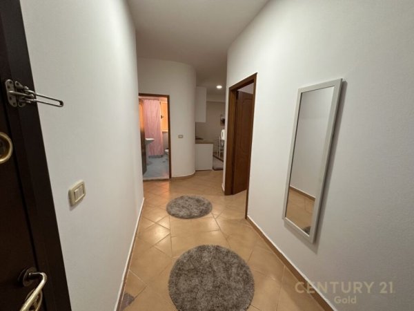 Tirane, jepet me qera apartament 2+1 Kati 9, 95 m² 750 € 