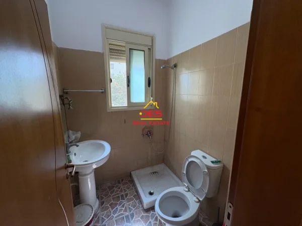 Vlore, shitet garsonier Kati 1, 40 m² 62.000 € (Rruga Gjergj Arianiti)