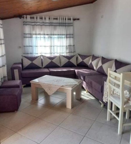 Tirane, jap me qera apartament 2+1+Ballkon Kati 3, 92 m² 400 € (Anodn Frasheri)