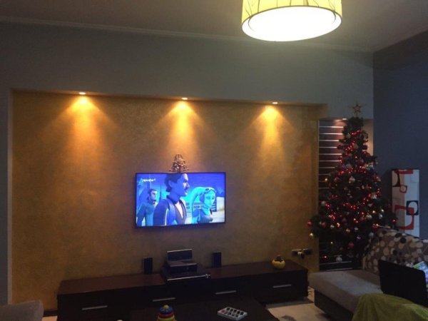APARTAMENT  2+1 ME QIRA ISH EKSPOZITA   700 €