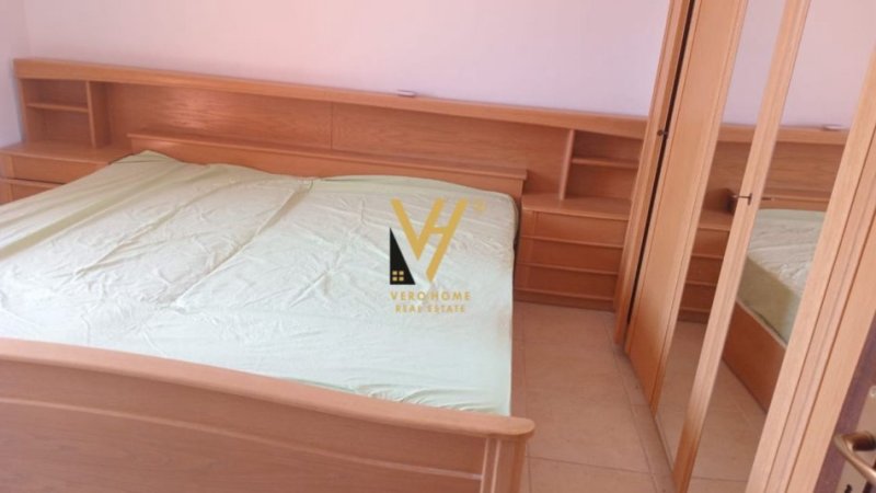 Tirane, jepet me qera apartament 2+1+Ballkon Kati 9, 85 m² 500 € (ASTIR)