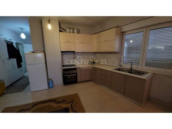 Tirane, shes apartament 164.000 Euro (21 dhjetori)