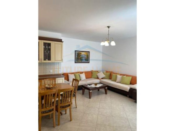 Tirane, shitet apartament 2+1+BLK Kati 5, 104 m² 95.000 Euro (Unaza e Re)
