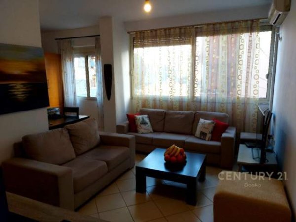Tirane, shitet apartament 1+1+BLK Kati 1, 62 m² 80.000 Euro (Rruga e Kavajes, Rruga e Durresit)