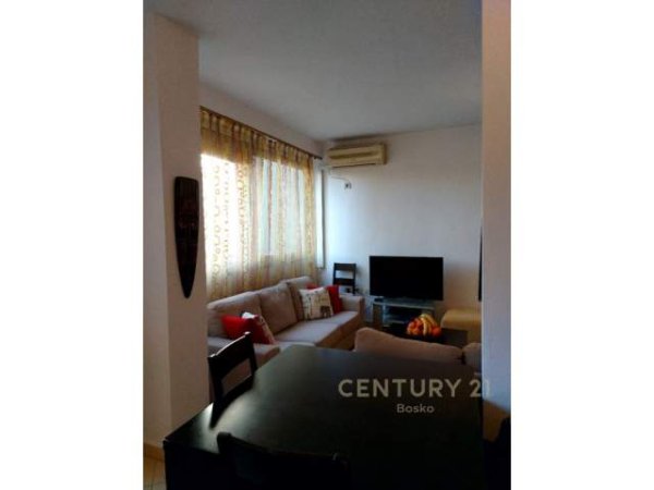 Tirane, shitet apartament 1+1+BLK Kati 1, 62 m² 80.000 Euro (Rruga e Kavajes, Rruga e Durresit)