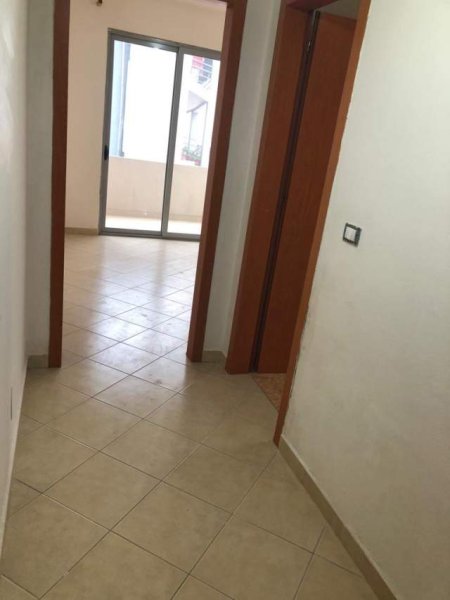 Tirane, jepet me qera apartament 2+1+BLK Kati 2, 100 m² 35.000 Leke (prane Alpha Bank)