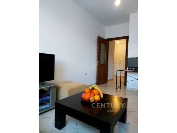 Tirane, shitet apartament 1+1+BLK Kati 1, 62 m² 80.000 Euro (Rruga e Kavajes, Rruga e Durresit)