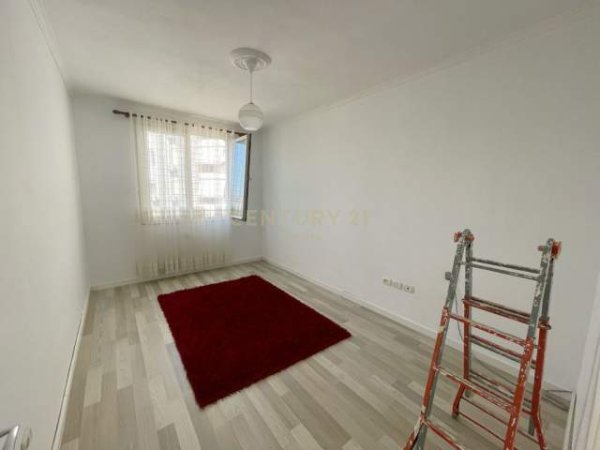 Tirane, shes apartament 1+1+BLK 60.000 Euro (astir)